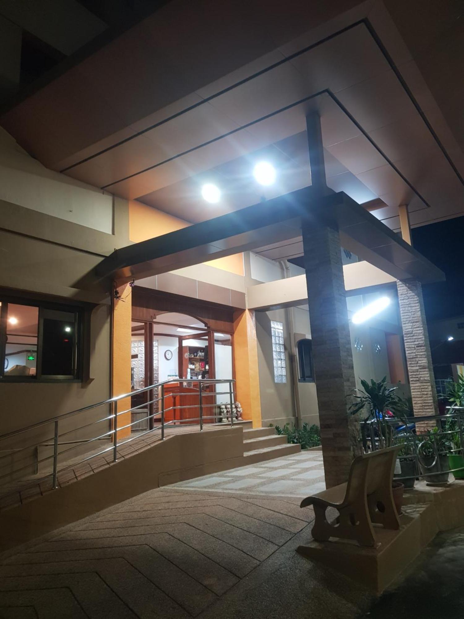 Sp Residence Nakhon Phanom Exteriör bild