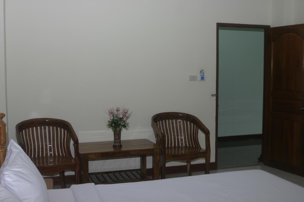 Sp Residence Nakhon Phanom Exteriör bild